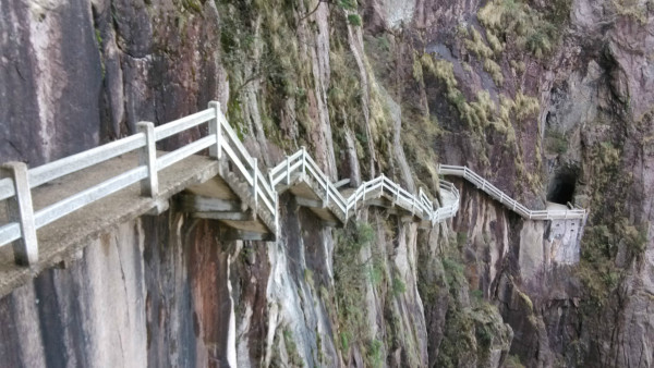 本人三次游黄山的经验总结(纯攻略),黄山自助游攻略