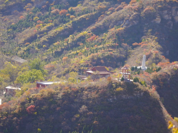 坡峰岭在哪个地方 wKgB4lJ3ea-AHymiAA1447zm_sA91.jpeg?imageView2%2F2%2Fw%2F600%2Fh%2F600%2Fq%2F90