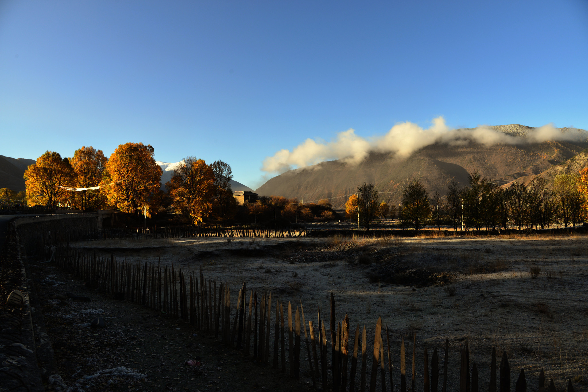 呷巴乡人口_康定呷巴(2)