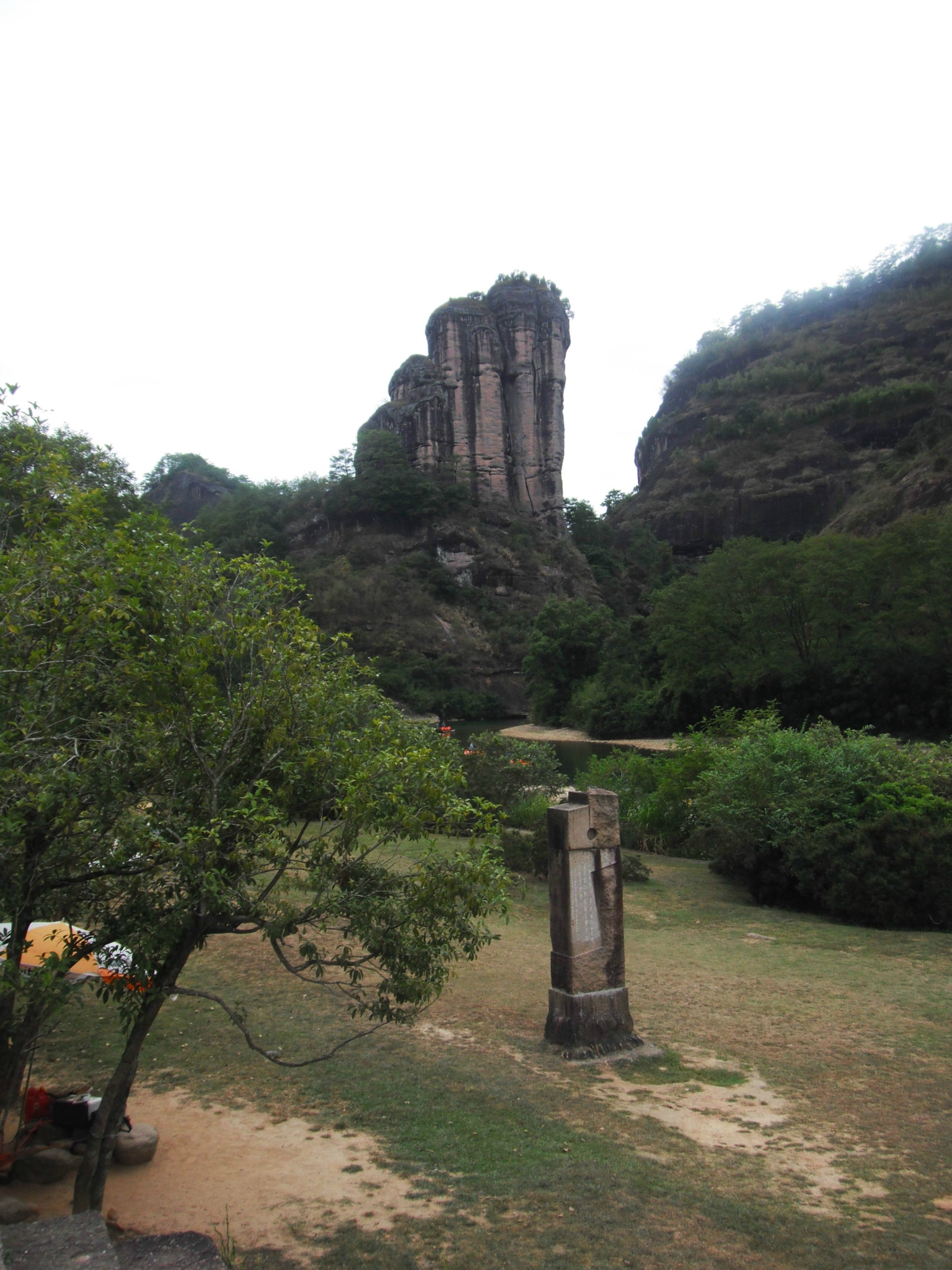 2013年再次武夷山游（二）——一线天、虎啸岩...