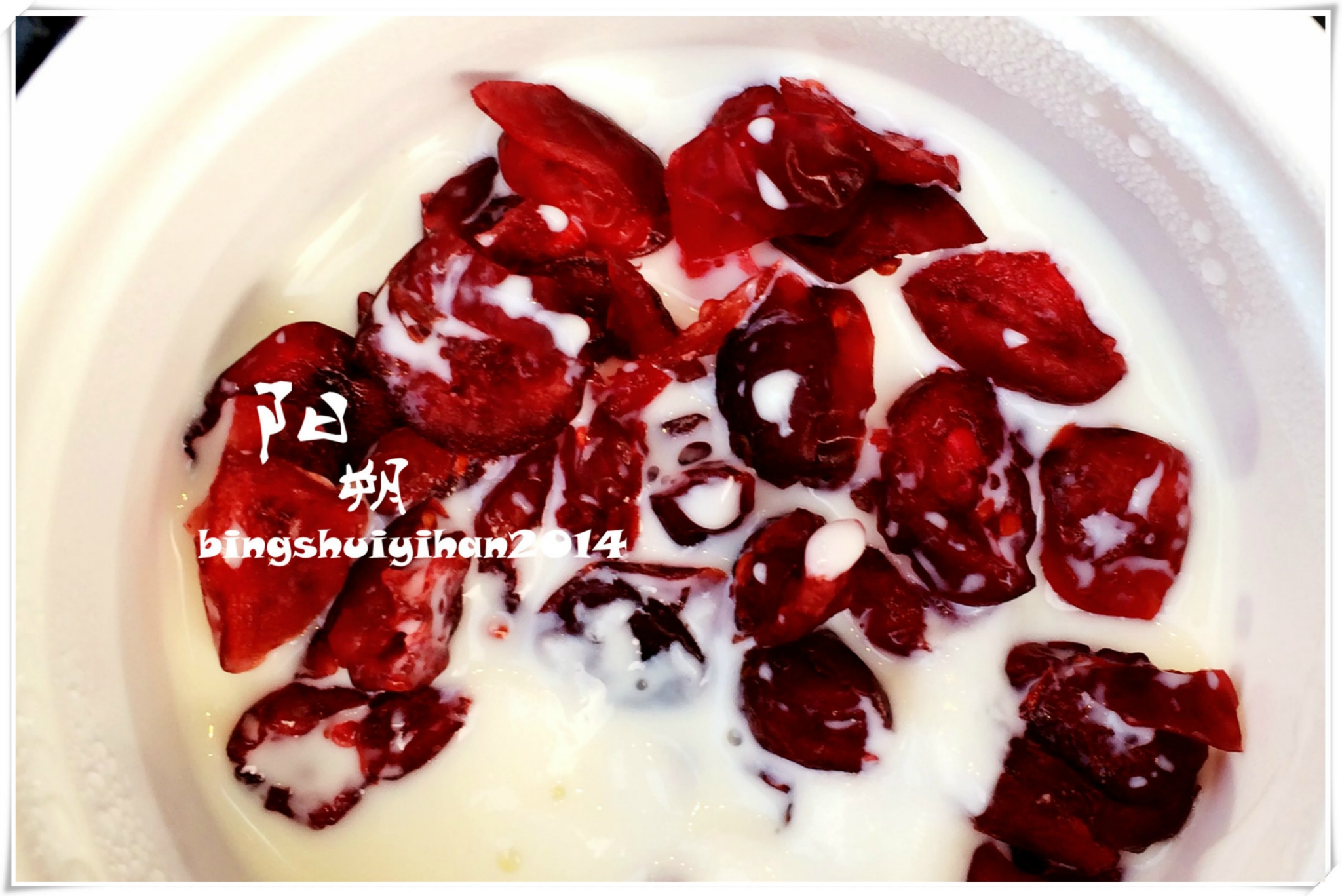 阳朔美食-阳朔潘小莲芒果酸奶