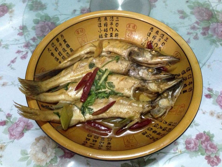 漠河美食-榆林镇筋饼江鱼馆