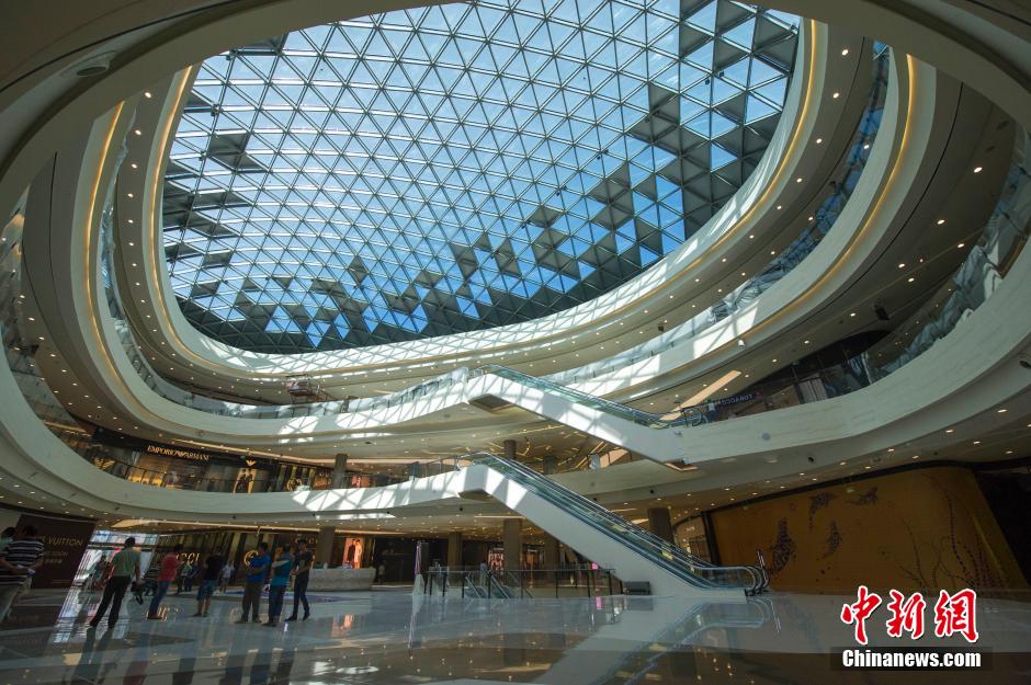 三亚建全球最大免税店  9月1日正式开业 