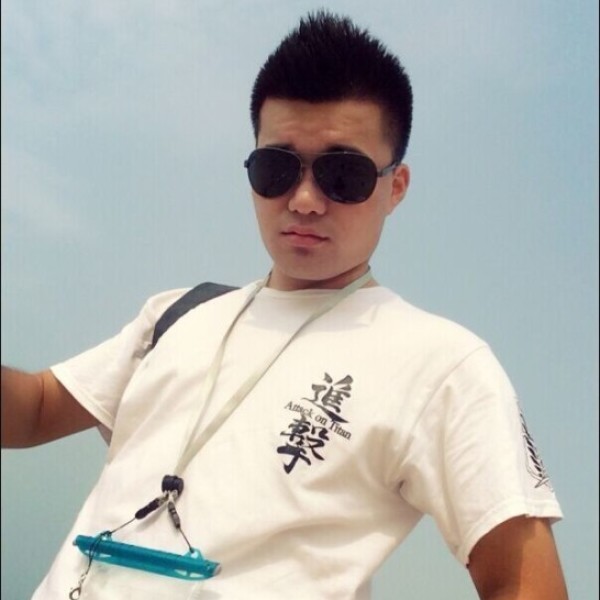 王炜辰Summer
