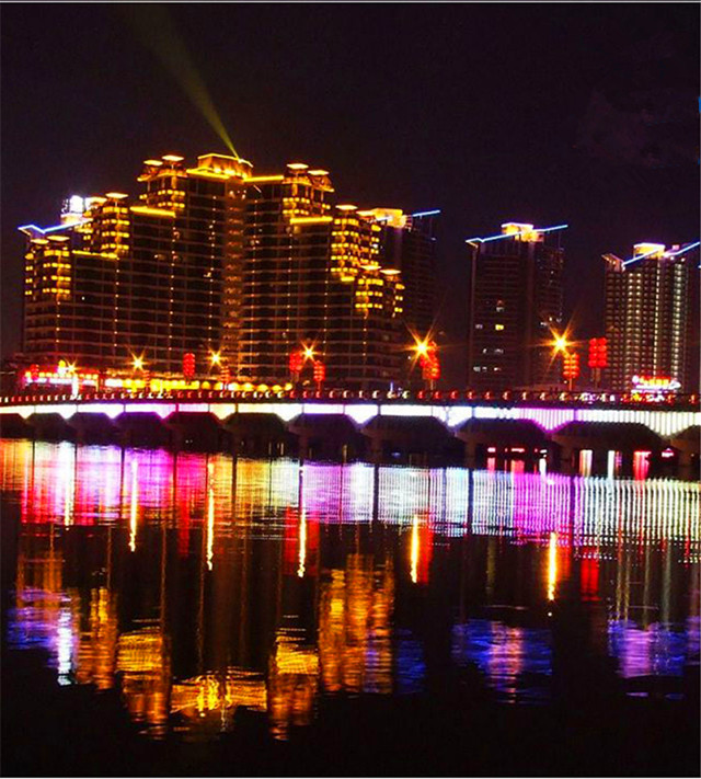 扬帆号·游艇夜游三亚湾