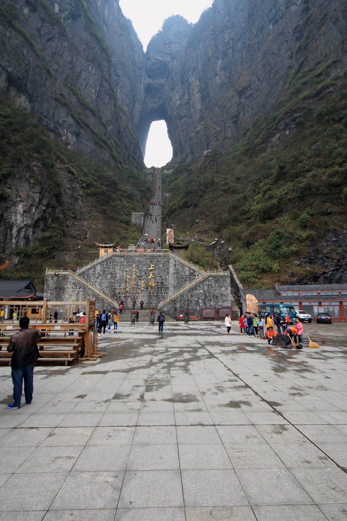 湖南省旅游 张家界旅游攻略 上海到张家界森林公园,天门山四日游