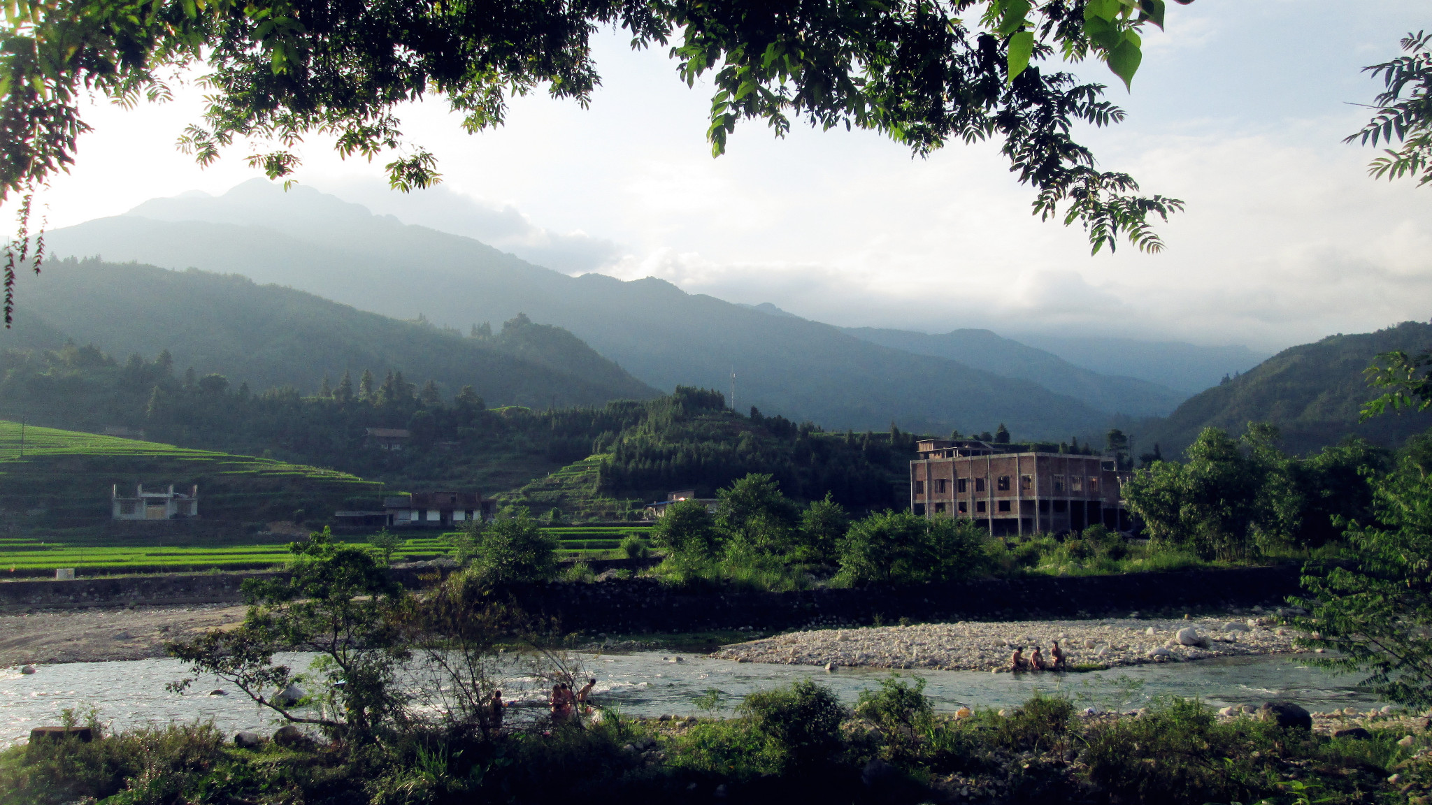 区内小短途自驾游（一）：苗岭晨光，雨梅观景...