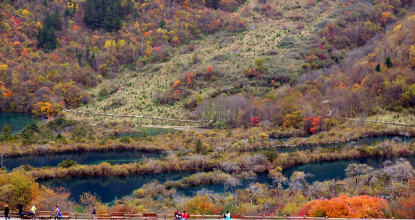 九寨溝自助旅行－10月看紅葉看水時間路線攻略