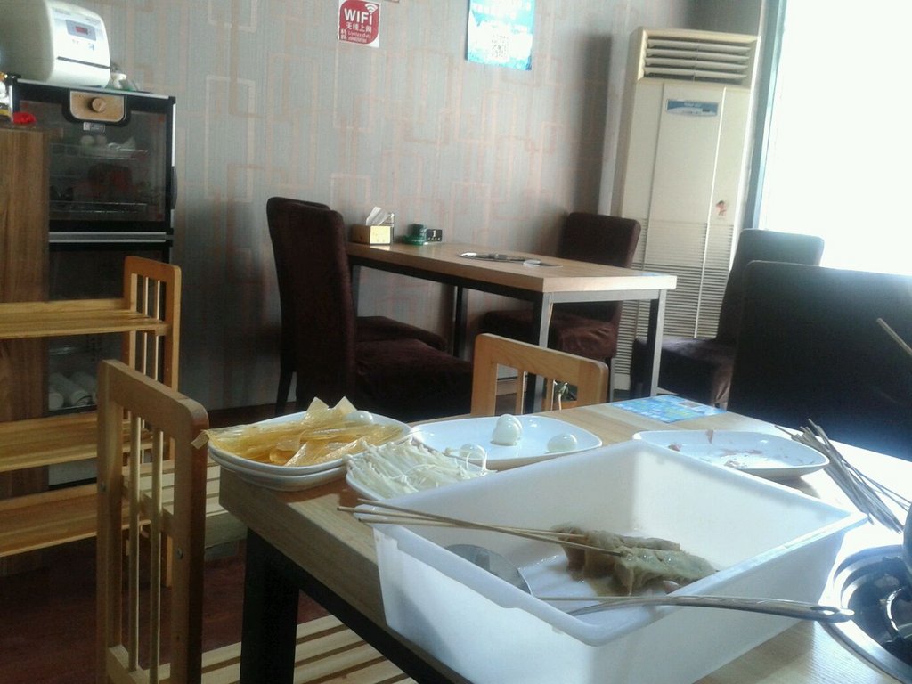 青岛美食-小草屋涮毛肚