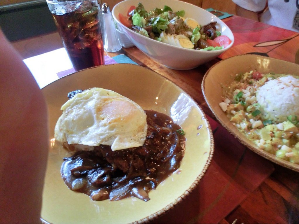 夏威夷美食-Kilauea Lodge & Restaurant