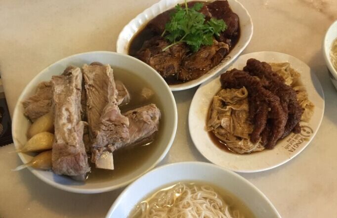 新加坡美食-松发肉骨茶(樟宜商业园店)