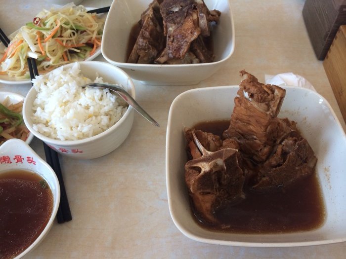 青岛美食-万和春排骨米饭(城阳利群店)