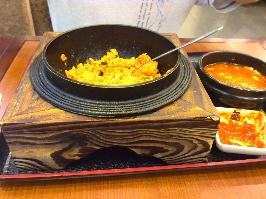 江南美食-阿谷屋石锅拌饭(万达广场店)