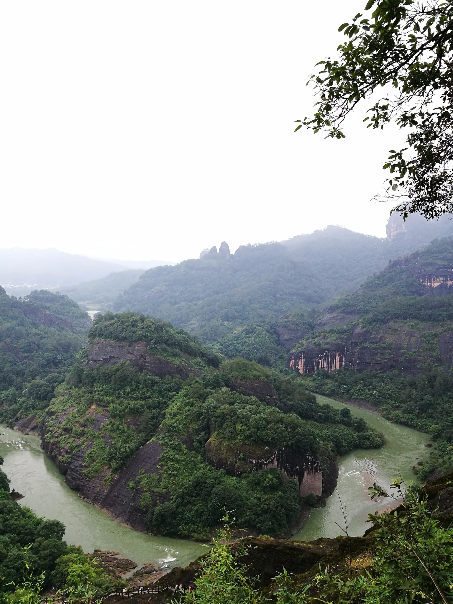 茶洞人口_茶洞镇褚村最近图片(3)