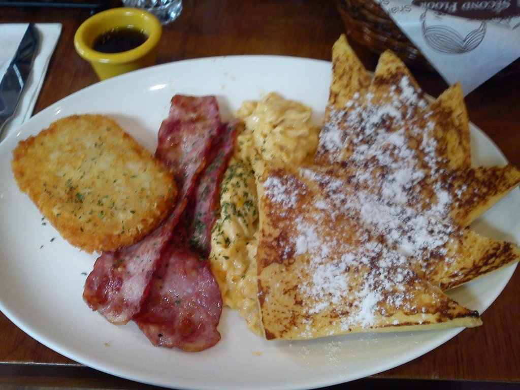 台北娱乐-贰楼餐馆(敦南店)