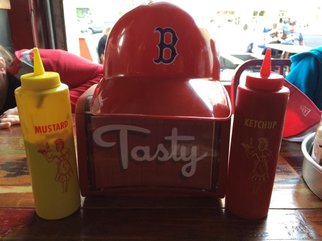 波士顿美食-Tasty Burger