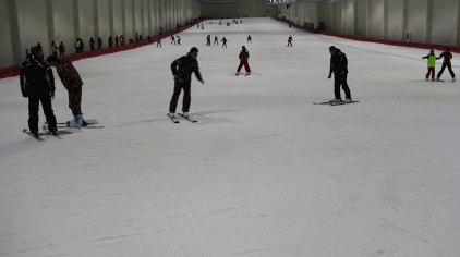 温州天鹅堡室内滑雪场门票