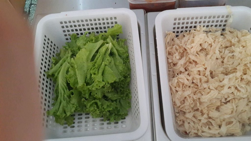 文登美食-阿麦飘香鸡蛋灌饼