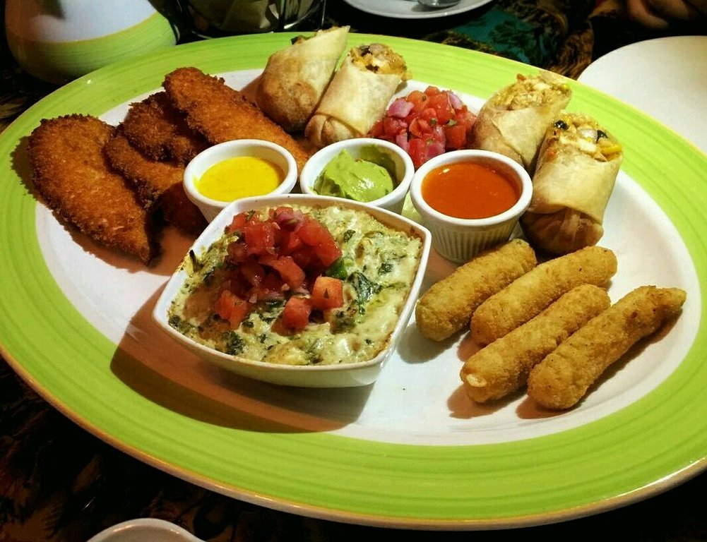 迪拜美食-Rainforest Cafe