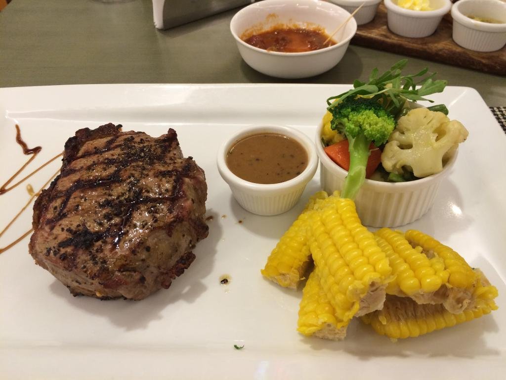 迪拜美食-The Butcher Shop & Grill