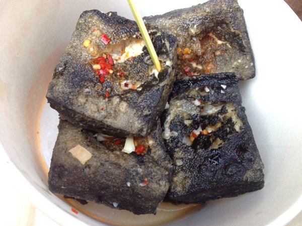 青岛美食-黑色经典长沙臭豆腐(长兴路店)