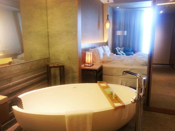 什么酒店会有浴缸呢 wKgBs1cAfMqAT7ZZAAB3Bh64o7Y00.jpeg?imageView2%2F2%2Fw%2F600%2Fq%2F90%7CimageMogr2%2Fstrip%2Fquality%2F90