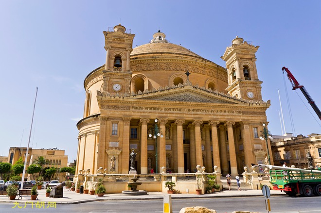 莫斯塔圆顶大教堂_游记