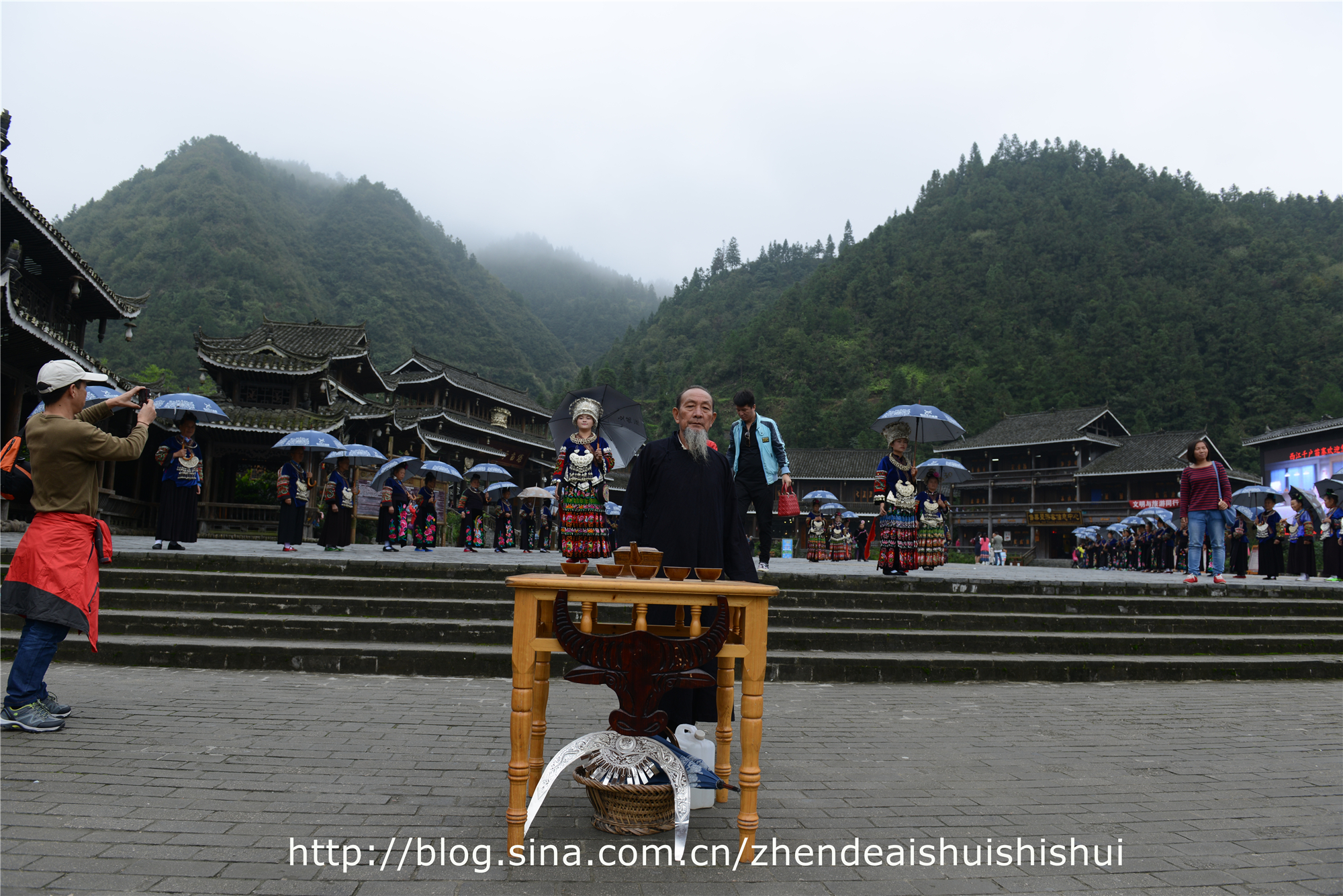 洛香多少人口_博社村人口多少