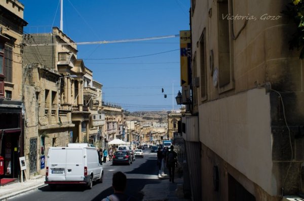 在天空之城,西西里和马耳他的七天,马耳他自助