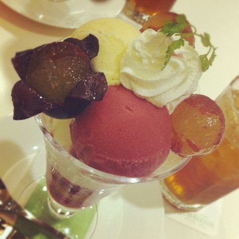 东京美食-千疋屋総本店 フルーツパーラー