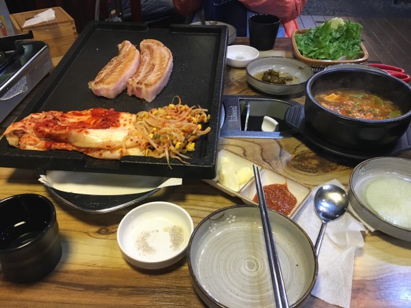同款美食套餐 wKgBs1fRfyGABEpCABBh7LJAfc025.jpeg?imageView2%2F2%2Fw%2F600%2Fh%2F600%2Fq%2F90