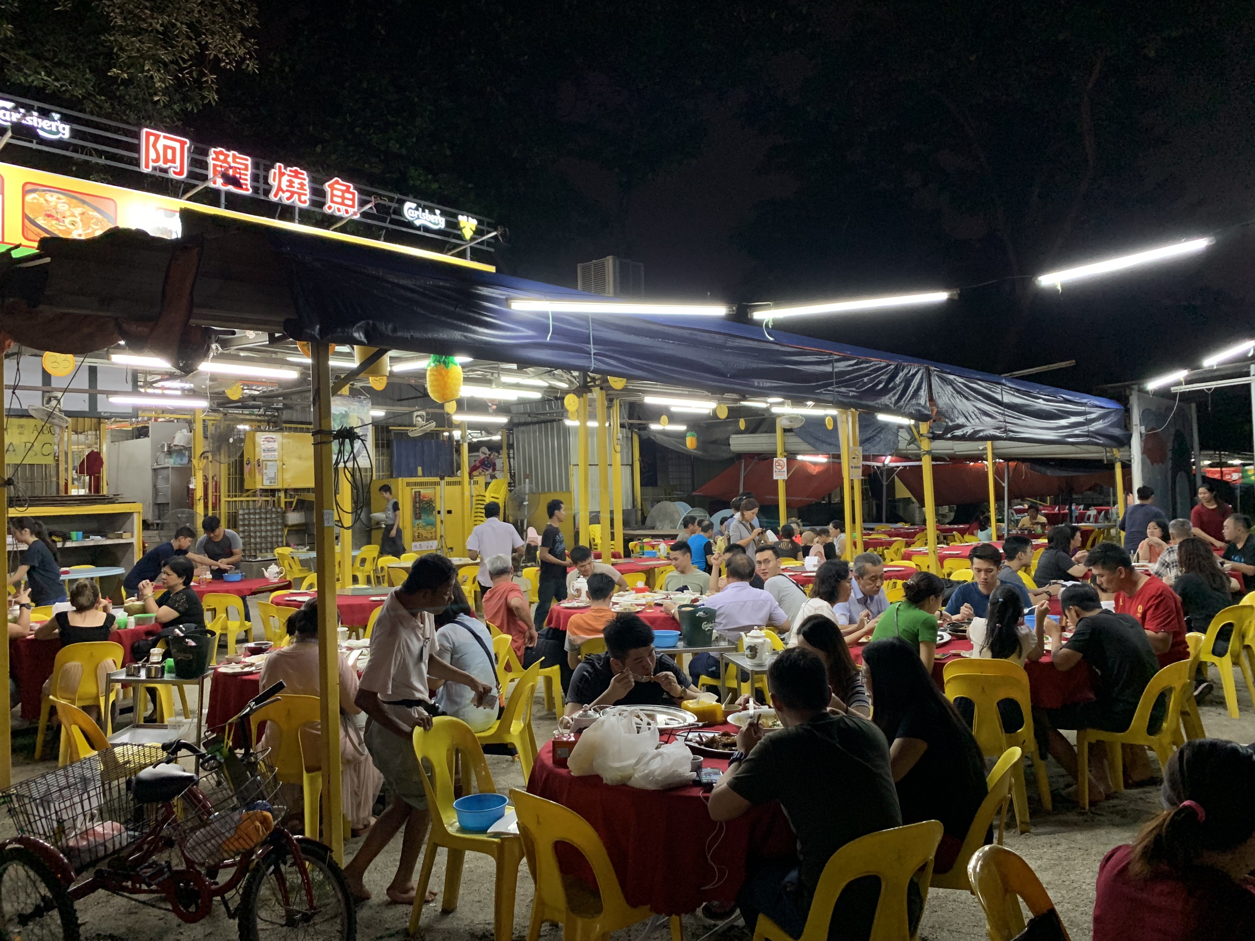 吉隆坡美食-亚龙槟城烧鱼海鲜饭店