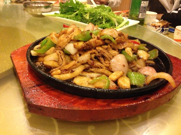 青岛美食-王小二小胡同炒鸡(劲松七路店)