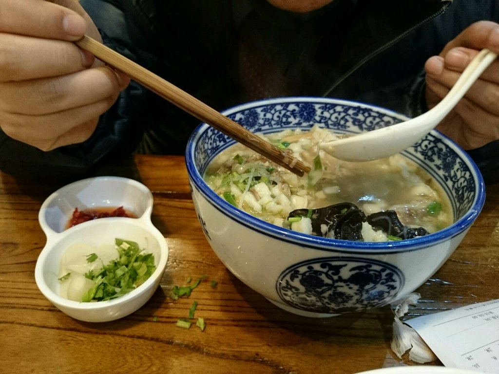 青岛美食-黄土地秦味道