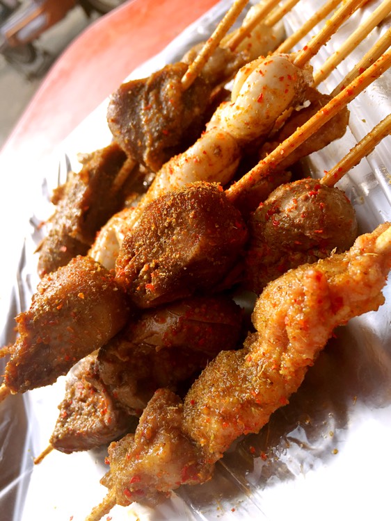 济南美食-白老太油炸羊肉串(闵子骞店)