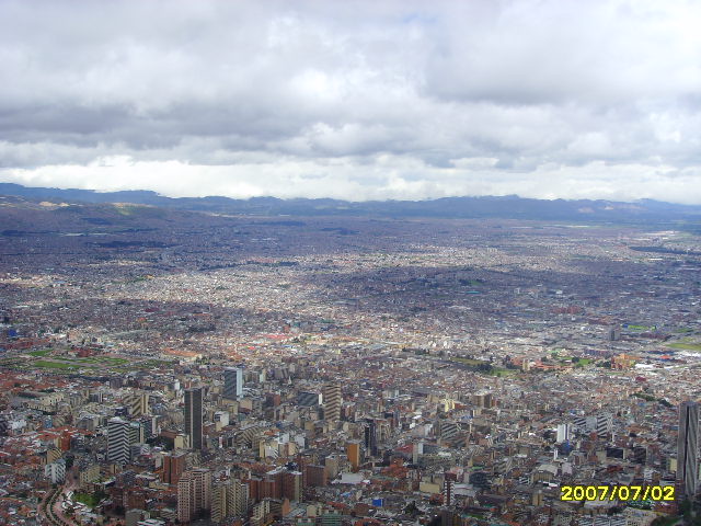 哥伦比亚-两年后忘却的纪念（一）