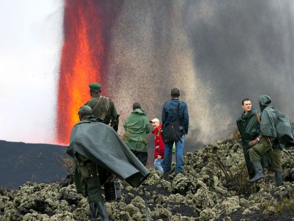 全球正在喷发的七座火山，快去一睹奇景吧！ 