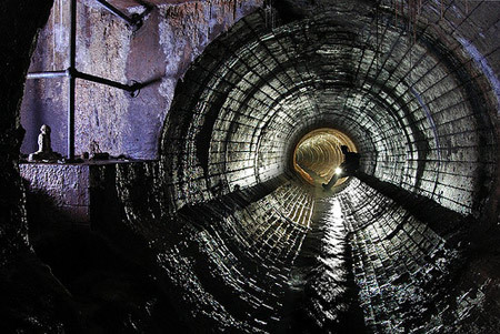 揭秘世界九大神奇的地下隧道
