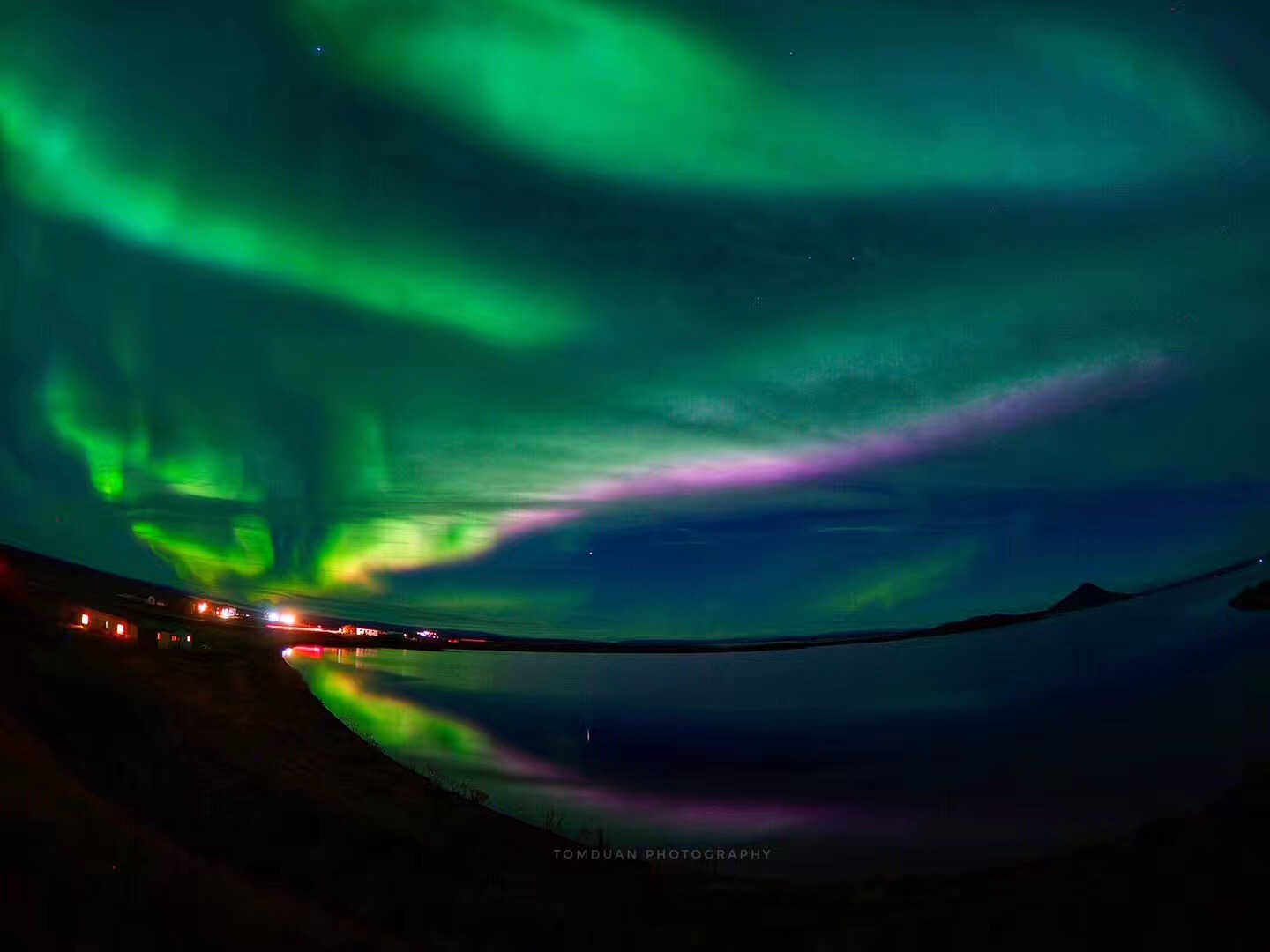 冰岛极光  图片来源:段涛 慕溪北欧旅游一,关于极光的小知识