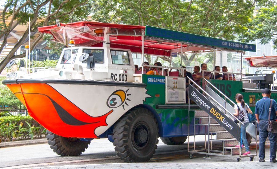 新加坡鸭子船新加坡ducktourscitytours新达城鸭子船探索者号鸭子船