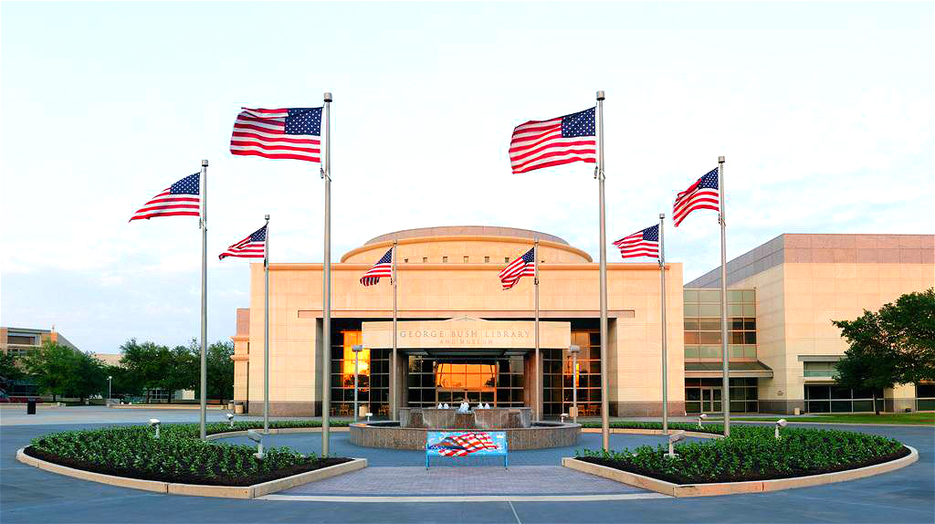 达拉斯市区一日游 狂野牛仔与建筑艺术的奇妙旅程(中文司导/布什总统