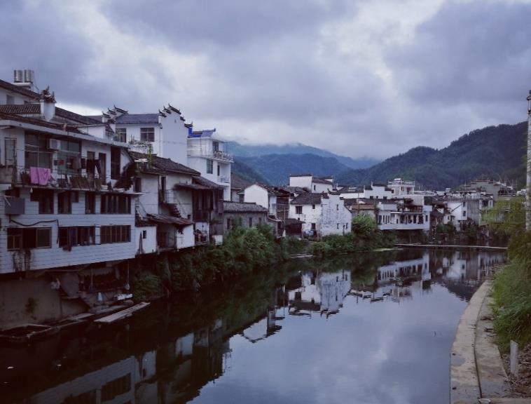 江西婺源品質包車自由行江灣篁嶺李坑汪口曉起江嶺一日遊東線純玩無