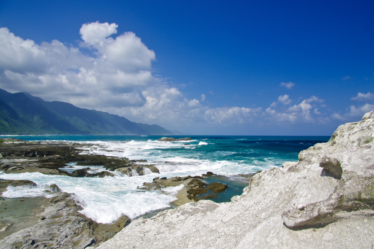 人气必玩 台11花东海岸公路 石梯坪 三仙台 小野柳中文包车一日畅游