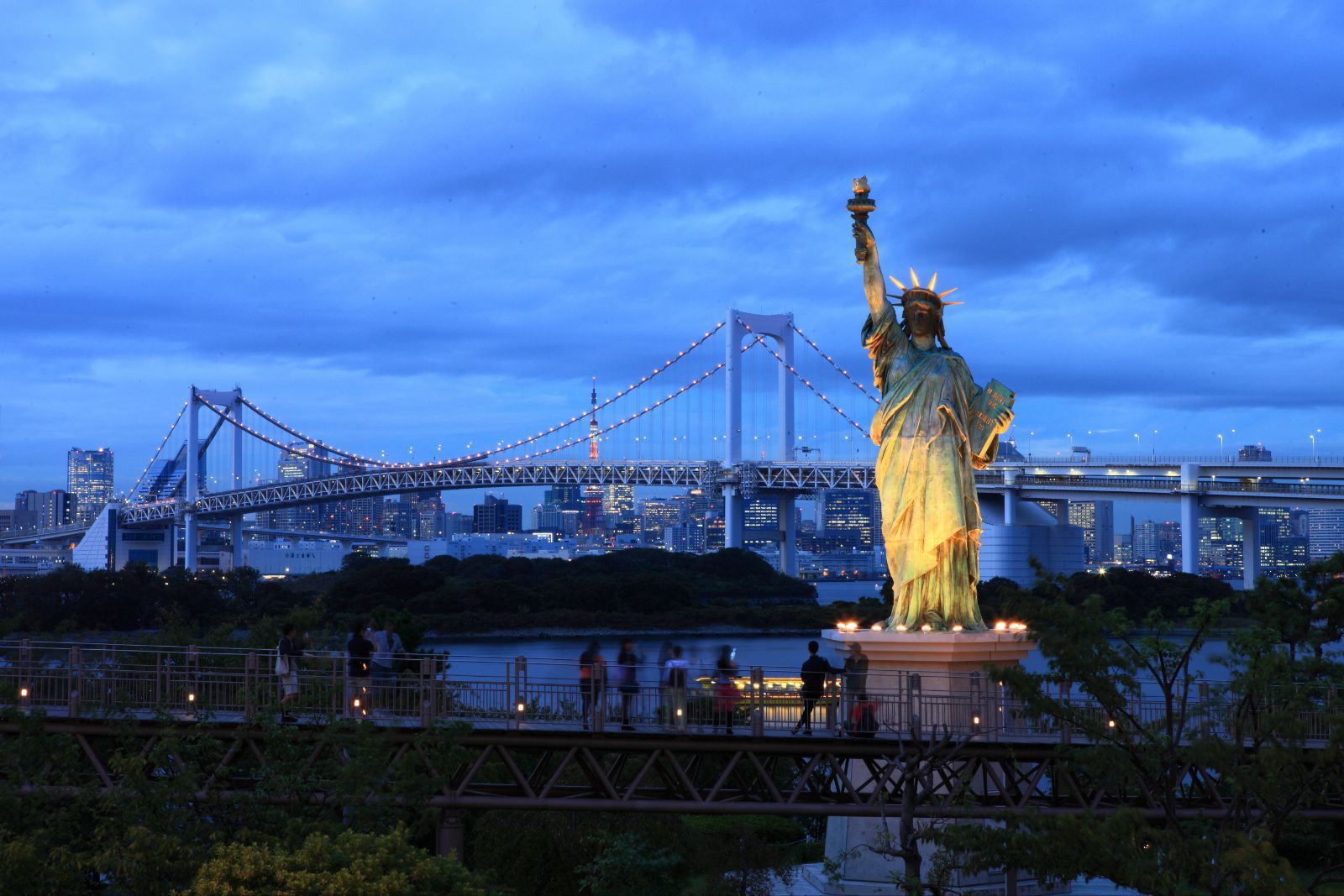 无锡出发日本本州双古都温泉6天5晚跟团游(深圳航空