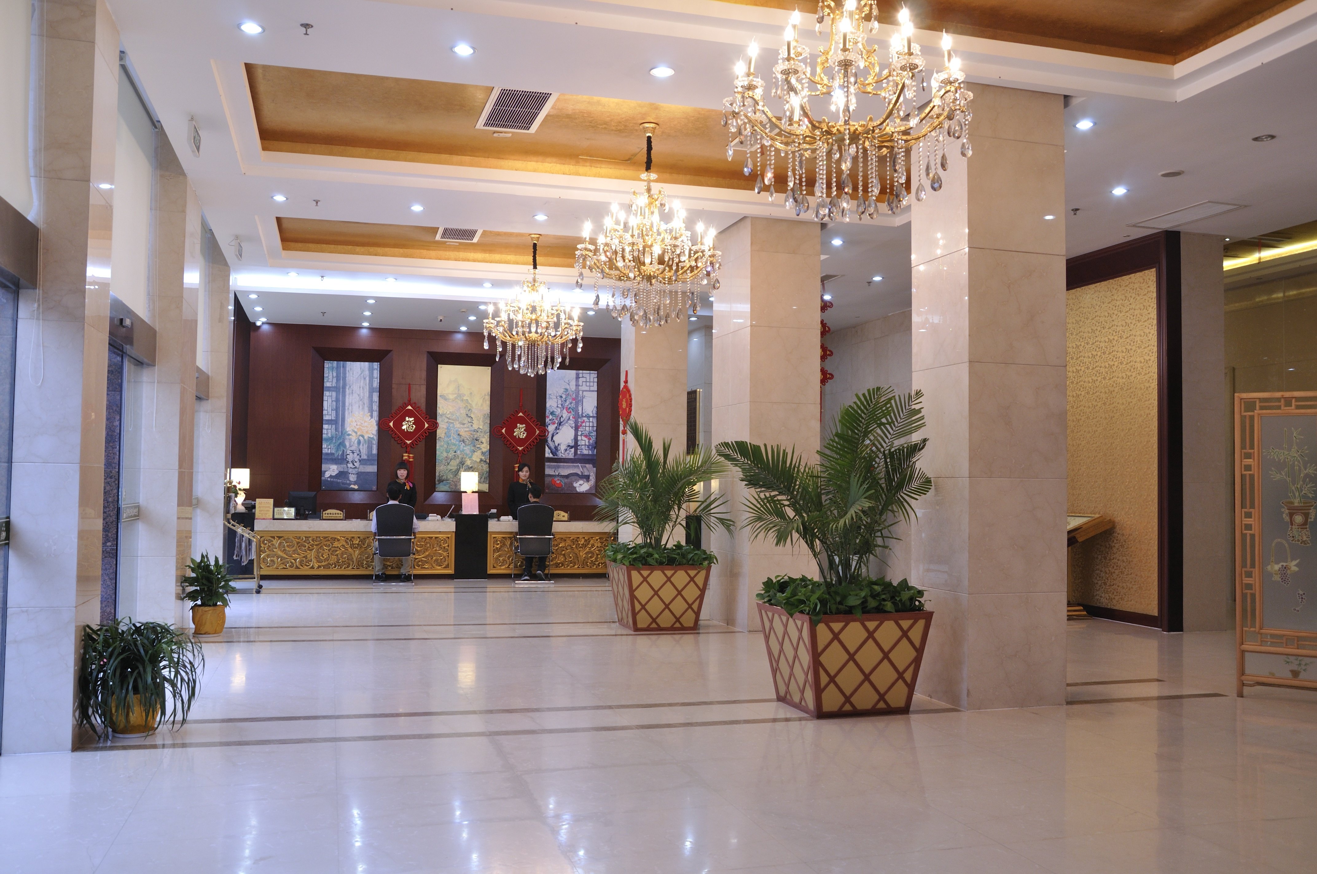 金华横店星河大酒店 住宿1晚/2晚(含双成人横店任选3/4景点 梦幻谷联