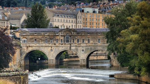 英国伦敦出发巨石阵巴斯一日游