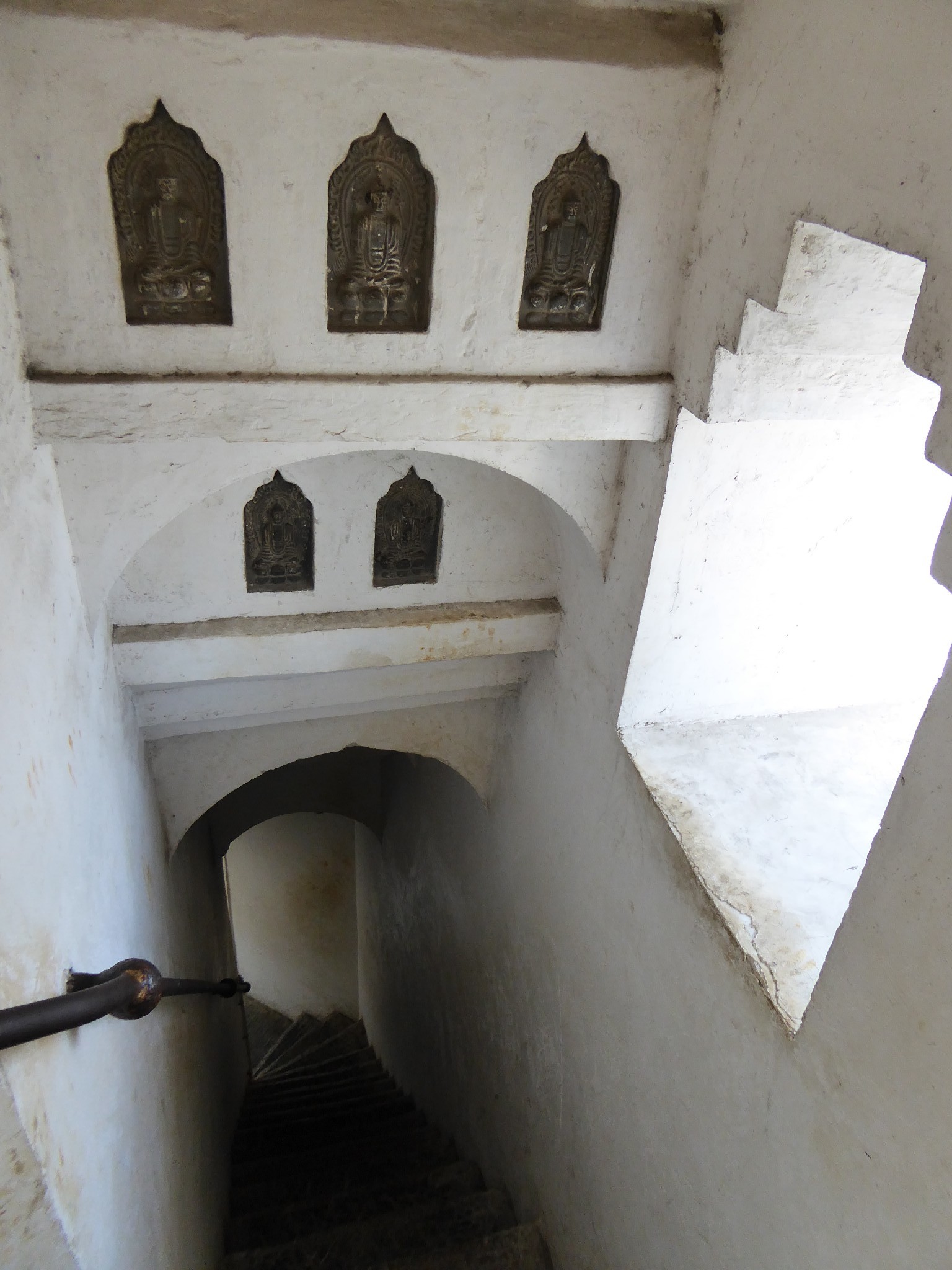 端午宜城行:探密千年古刹迎江寺,登"万里长江第一塔"振风塔,逛