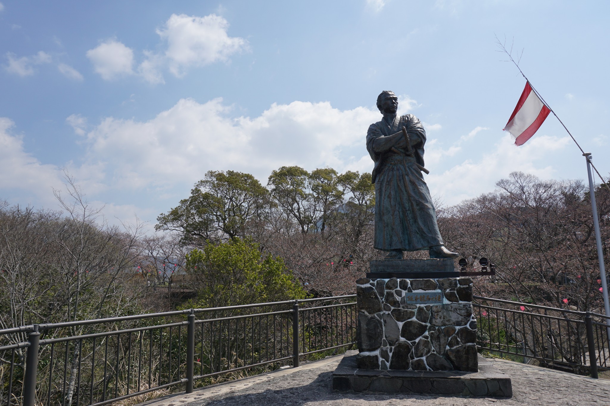 坂本龙马雕像攻略,坂本龙马雕像门票_地址,坂本龙马雕像景点攻略- 马蜂窝