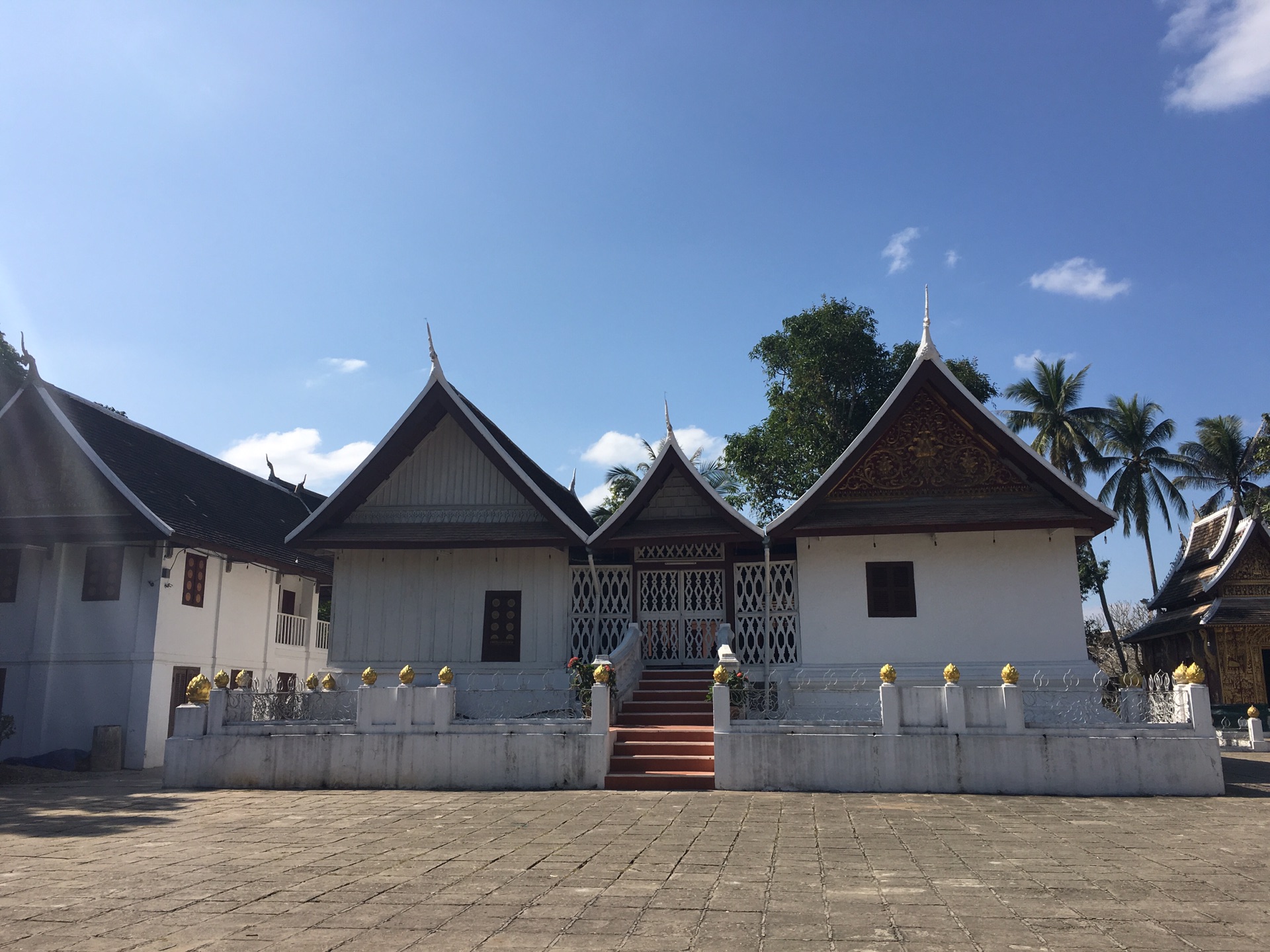 行走在老挝北部