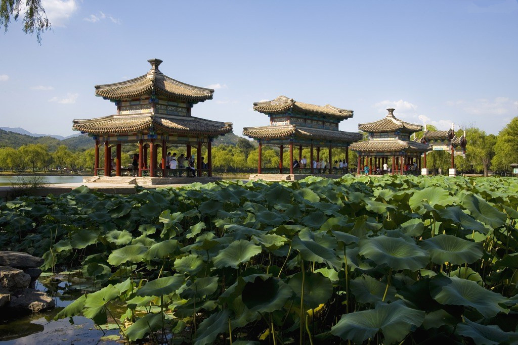 純玩2日遊 皇家園林避暑聖地/老導遊帶您遊園講解/還珠格格拍攝地,馬